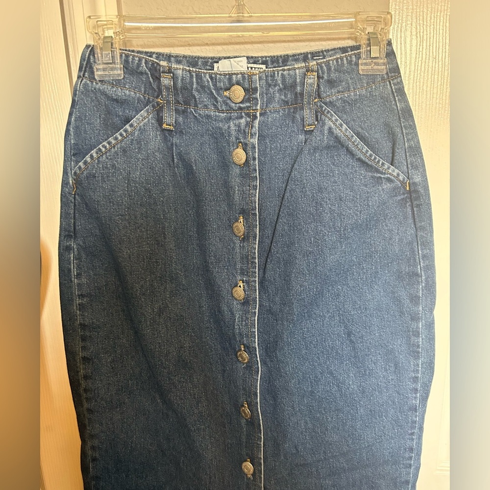 Red Camel Vintage Button Down Midi Denim Skirt Si… - image 6